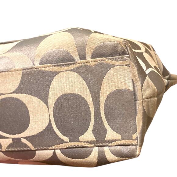 Authentic COACH Signature C Tote LAURA Cream/White F18335 Large Bag - Picture 7 of 10